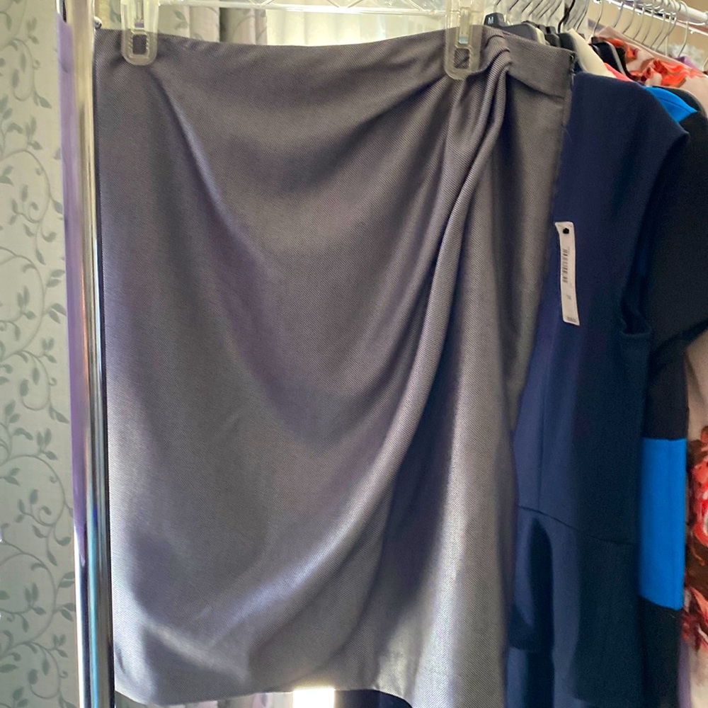 Worthington size 14 silver wrap skirt